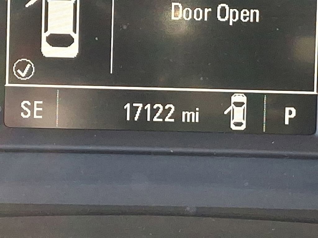 Used 2021 Chevrolet TrailBlazer LT w/ Convenience Package image 25