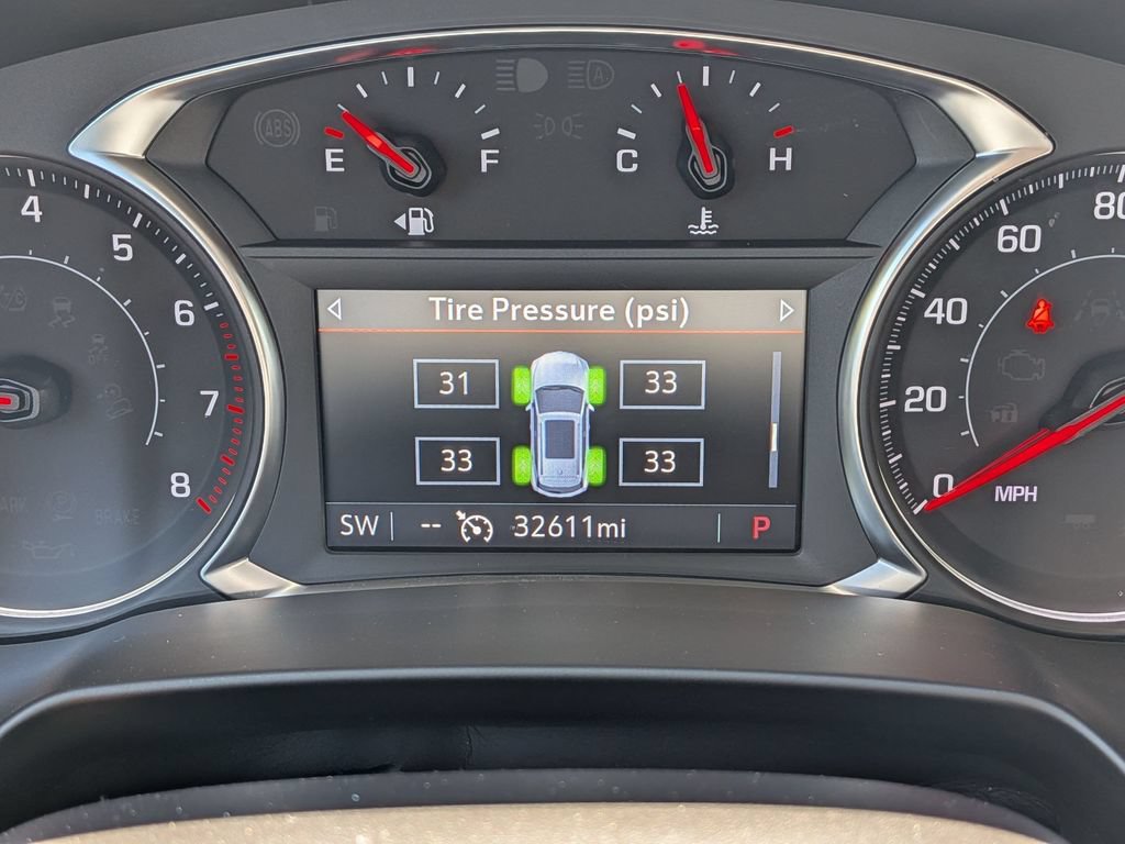 Used 2025 Chevrolet Blazer LT FWD image 23