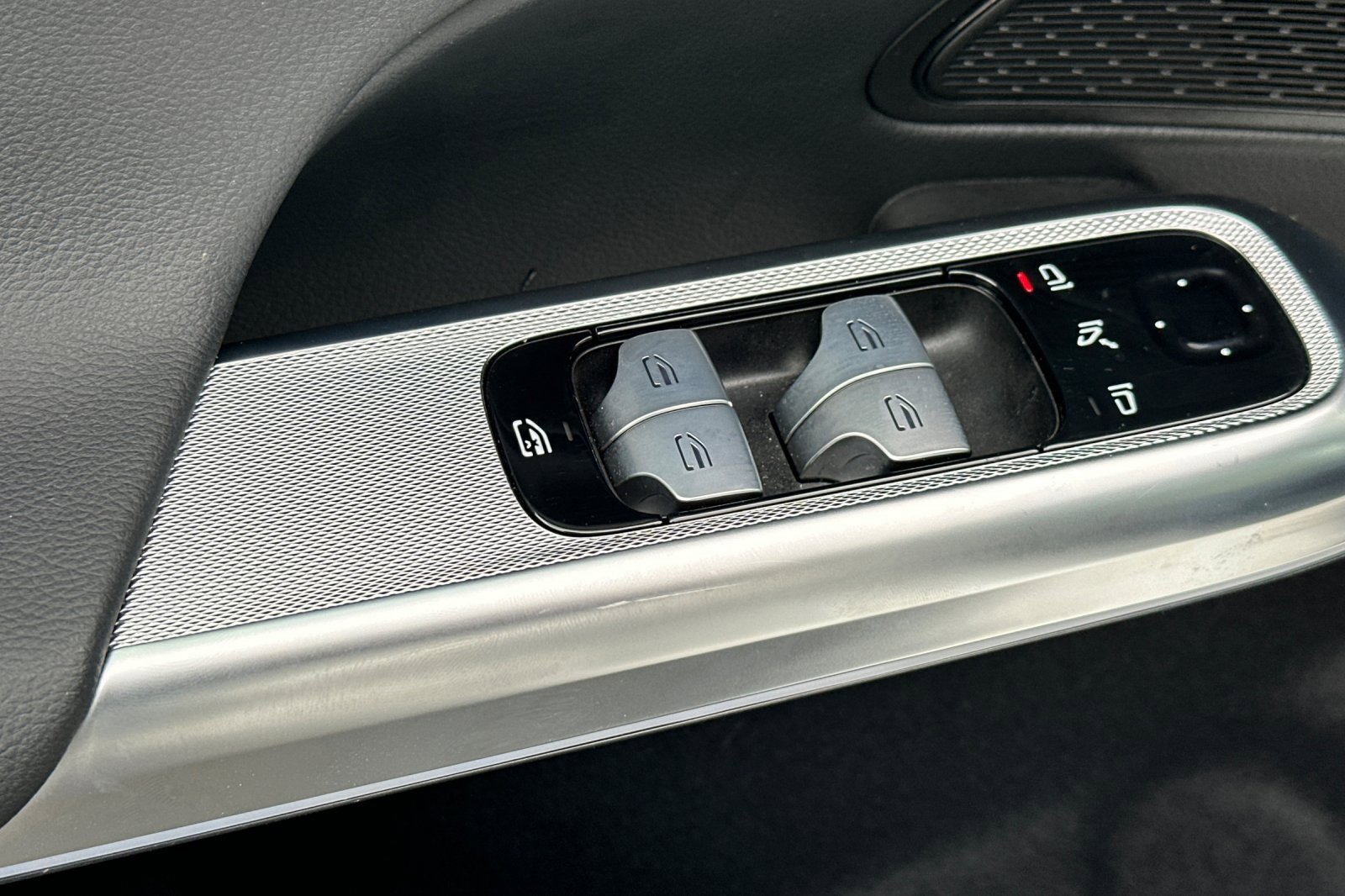 Certified 2025 Mercedes-Benz E 350 Sedan image 12