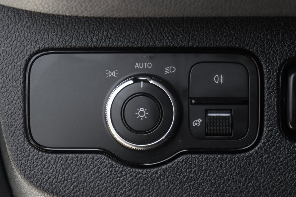 Used 2019 Mercedes-Benz Sprinter 170 image 17