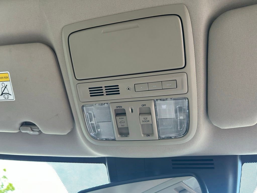 Used 2017 Honda CR-V EX-L image 31