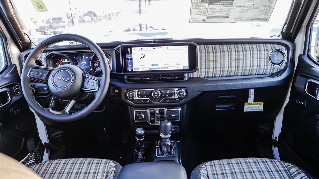 New 2026 Jeep Gladiator Sport AWD/4WD image 15
