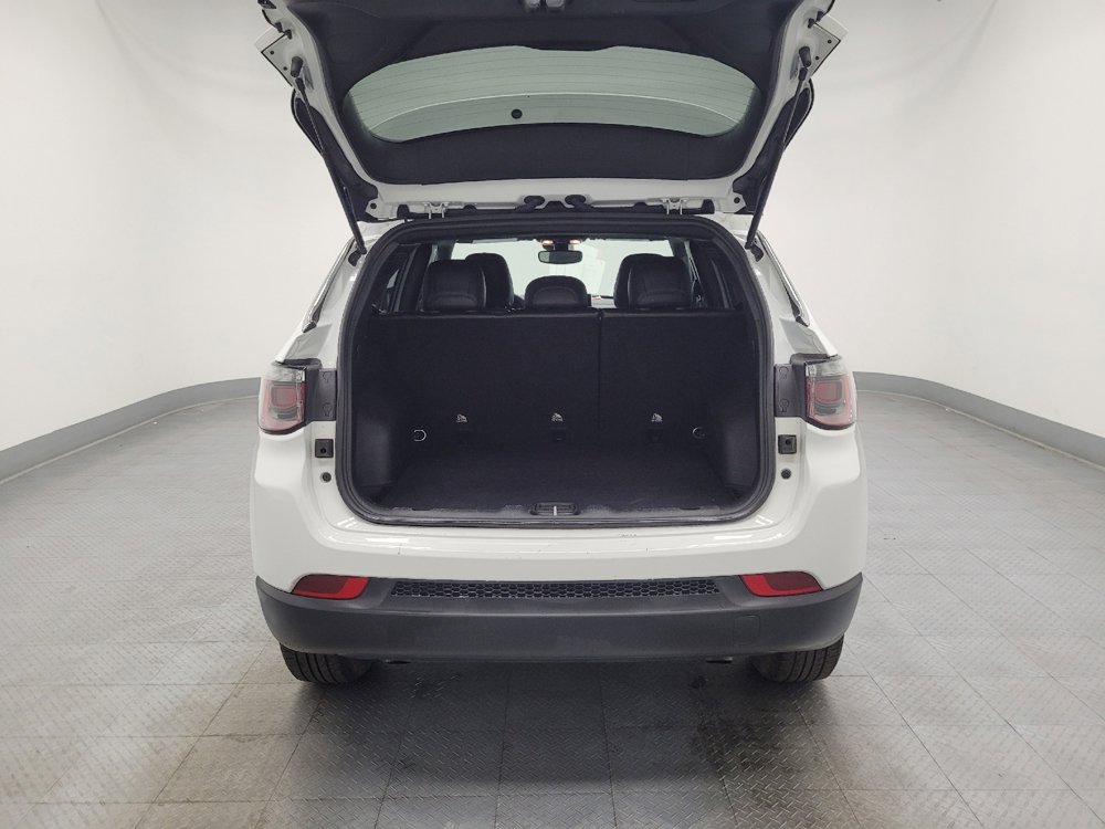 Used 2024 Jeep Compass Latitude image 29