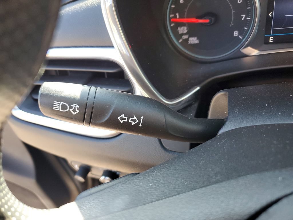Used 2019 Chevrolet Equinox LT FWD image 25