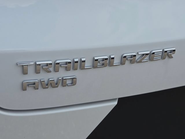 New 2026 Chevrolet TrailBlazer LT w/ Convenience Package AWD/4WD image 4