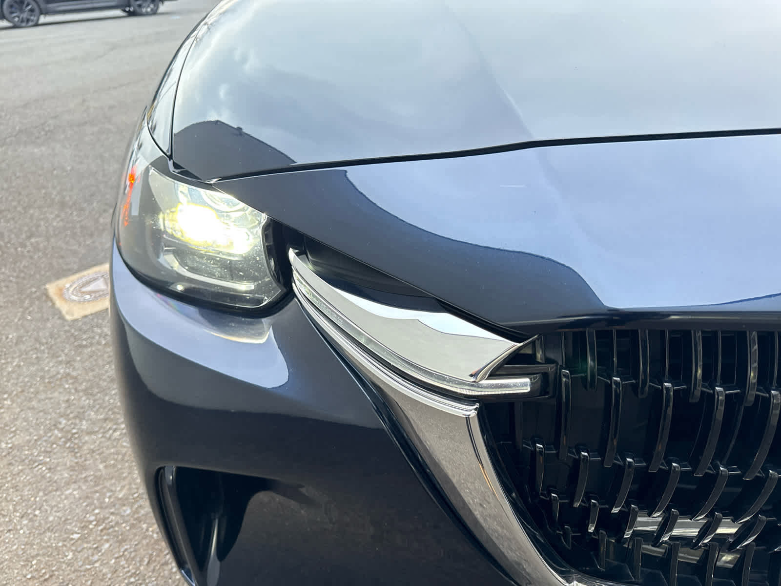 Certified 2024 MAZDA CX-90 Plug-In Hybrid w/ Preferred image 9