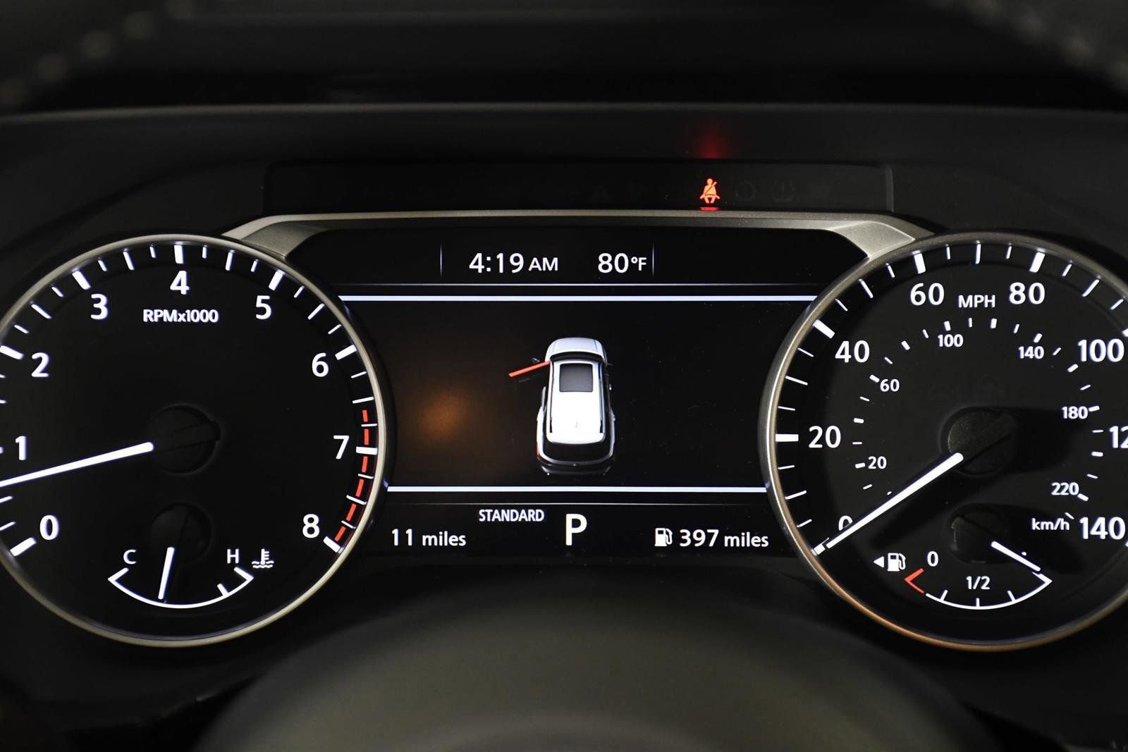 New 2024 Nissan Pathfinder SV w/ SV Premium Package FWD image 16