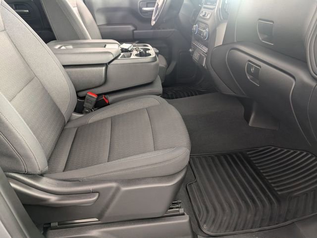 Used 2025 Chevrolet Silverado 1500 Custom w/ Turbomax Blackout Package image 31