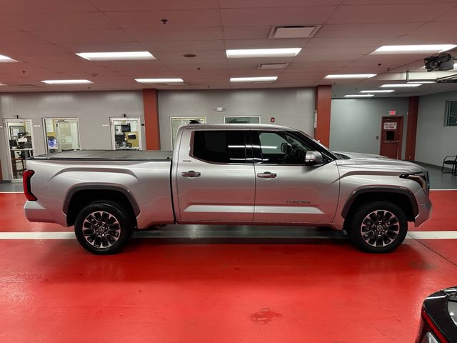 Used 2022 Toyota Tundra Limited w/ Power Package AWD/4WD video 3