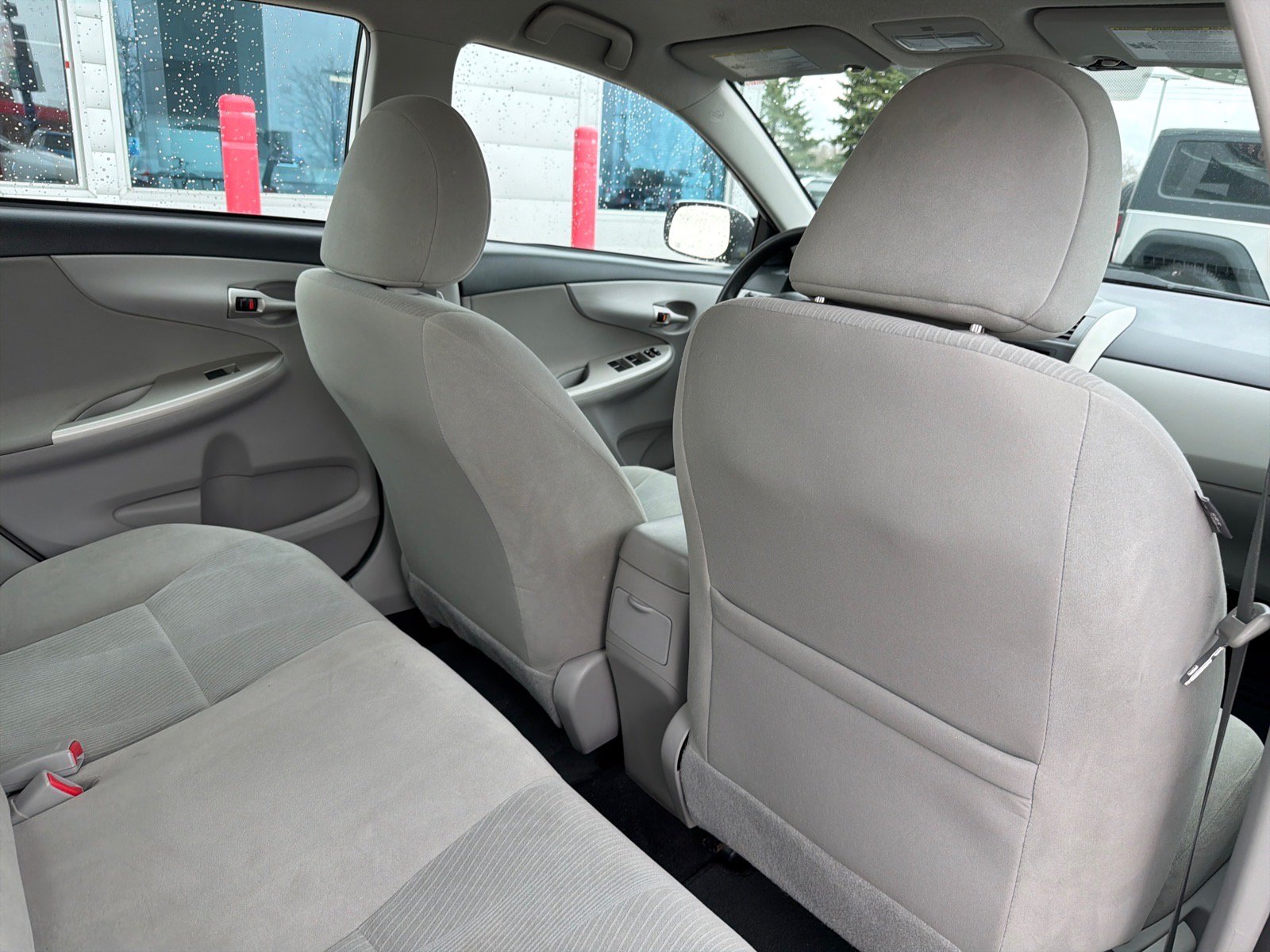 Used 2012 Toyota Corolla LE FWD image 22