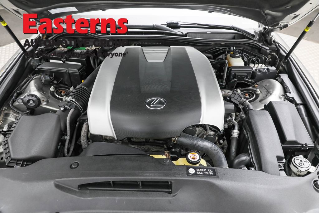 Used 2018 Lexus IS 300 F Sport w/ F Sport Package image 7
