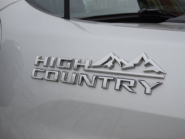 Used 2022 Chevrolet Silverado 2500 High Country w/ Z71 Off-Road Package AWD/4WD image 35