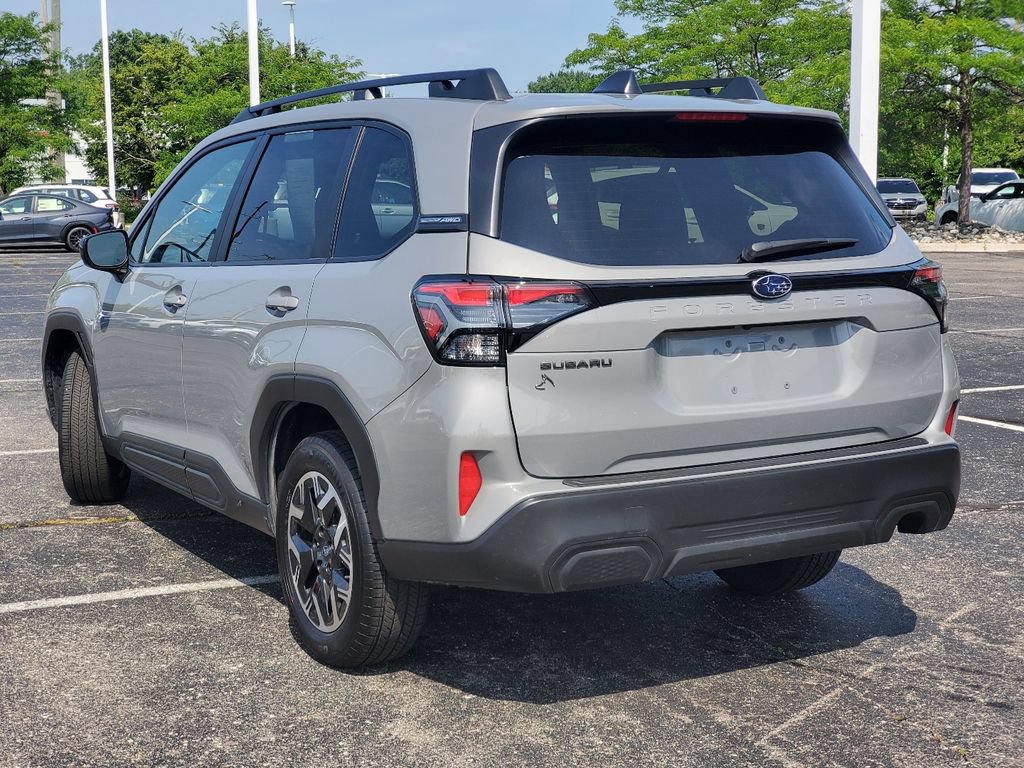 Certified 2025 Subaru Forester Premium AWD/4WD image 3