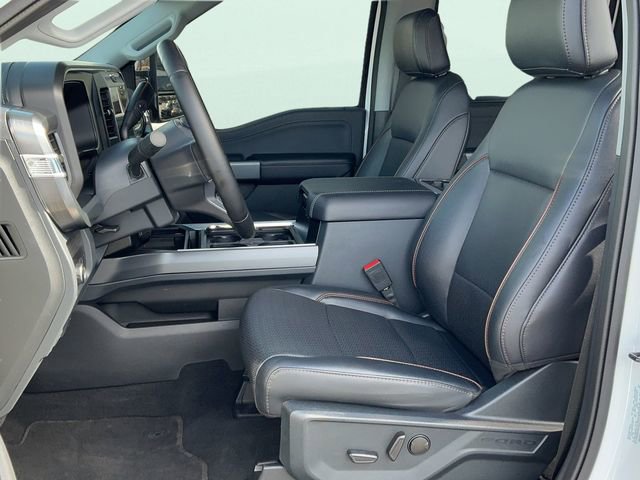 Used 2025 Ford F250 Lariat w/ Chrome Package image 16