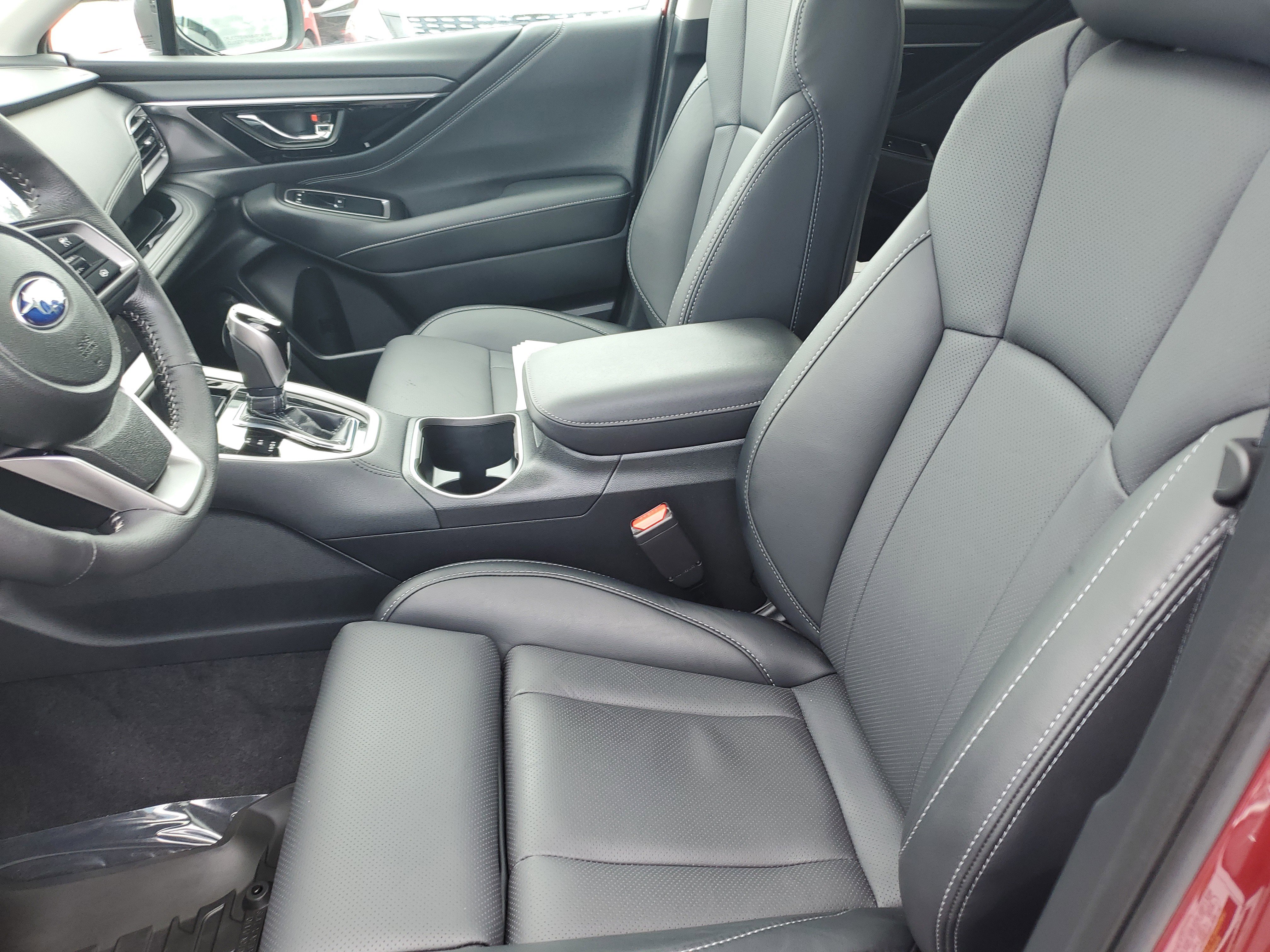 Certified 2025 Subaru Outback Limited image 13