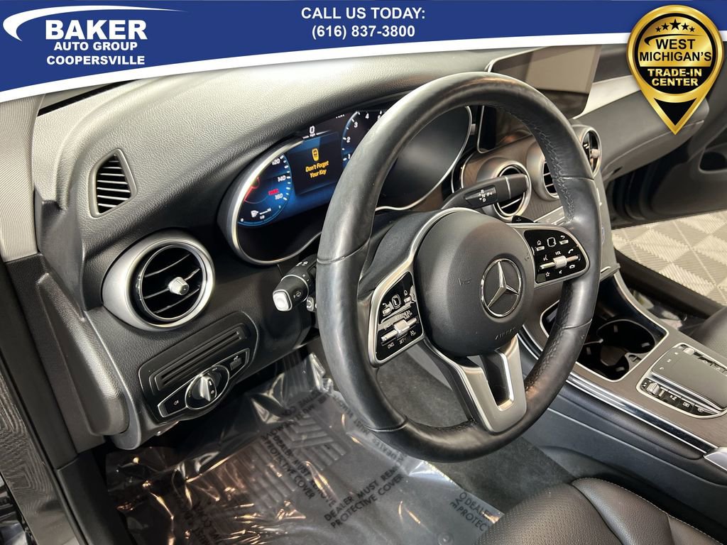 Used 2021 Mercedes-Benz GLC 300 4MATIC image 11