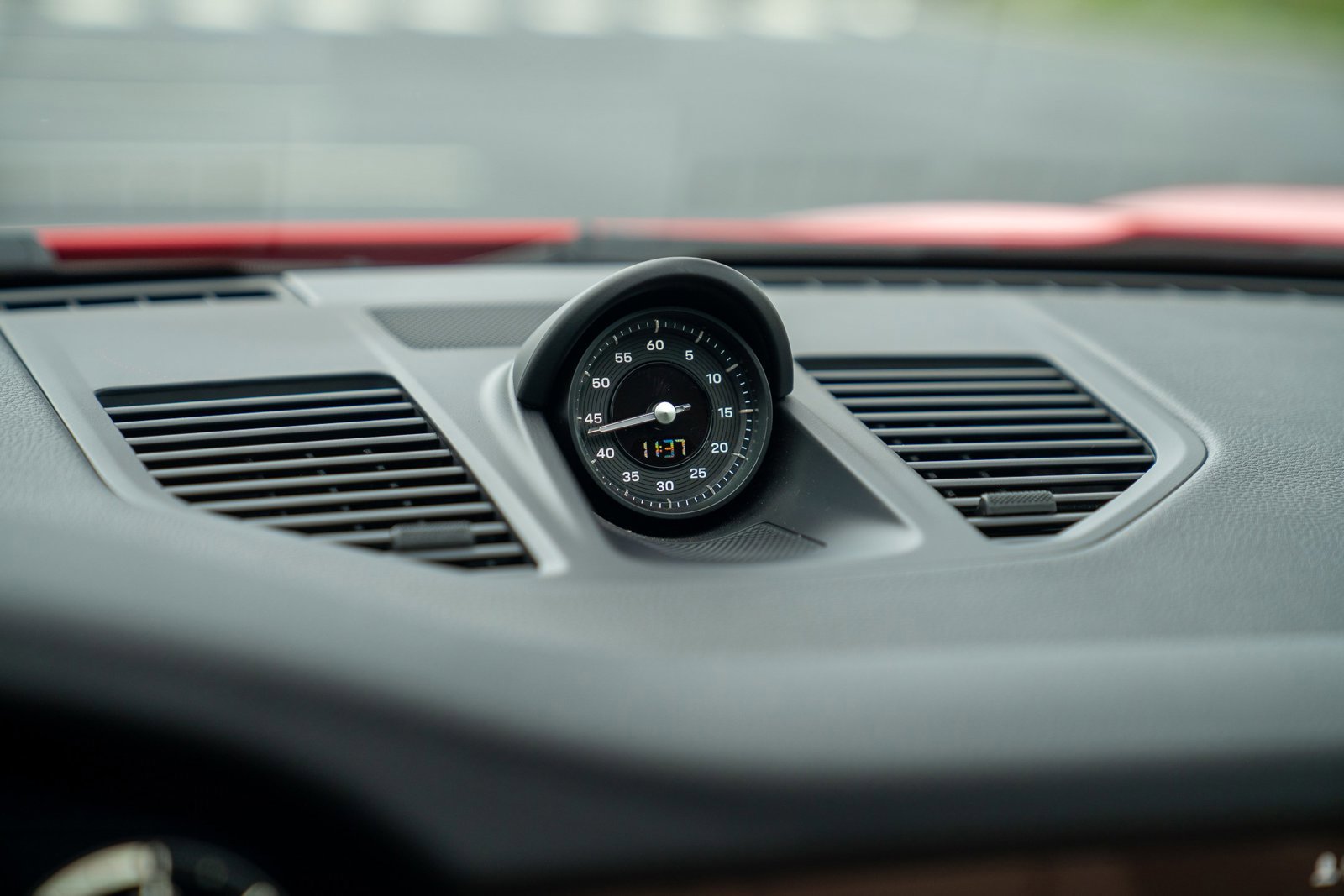 Used 2024 Porsche 911 Carrera S image 17