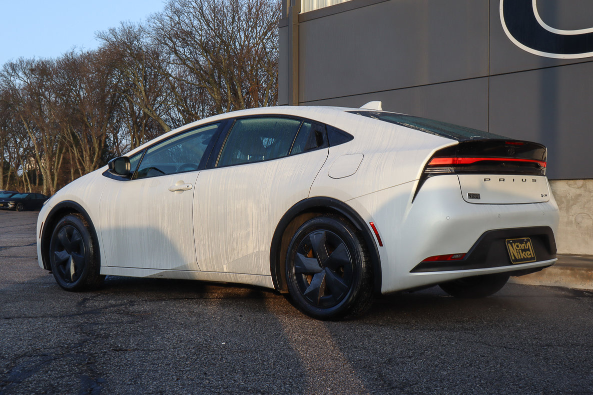 Used 2024 Toyota Prius LE image 6