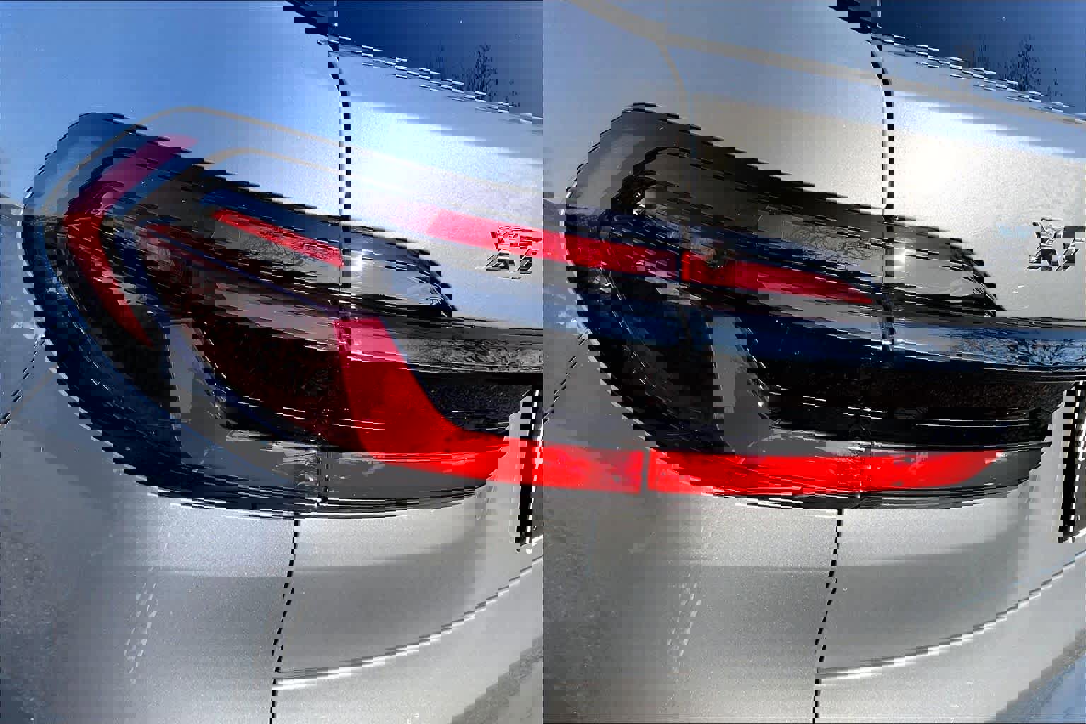 Used 2025 BMW X7 M60i image 30