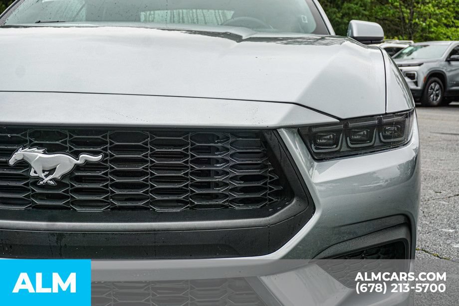 Used 2025 Ford Mustang Premium RWD image 11