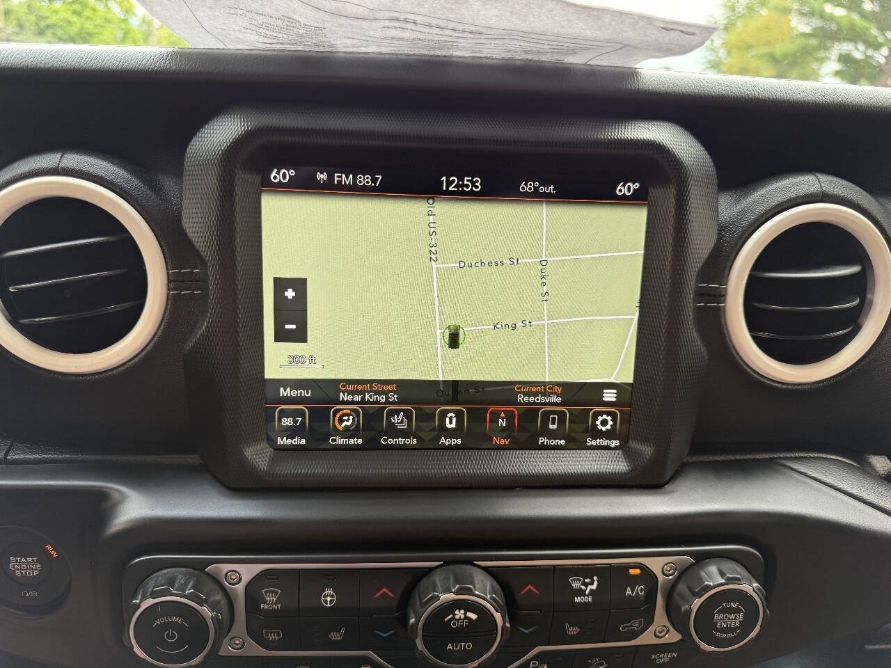 Used 2021 Jeep Wrangler Unlimited Sahara AWD/4WD image 26