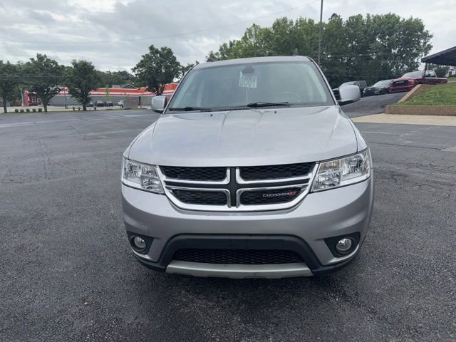 Used 2019 Dodge Journey SE w/ Premium Group FWD image 2