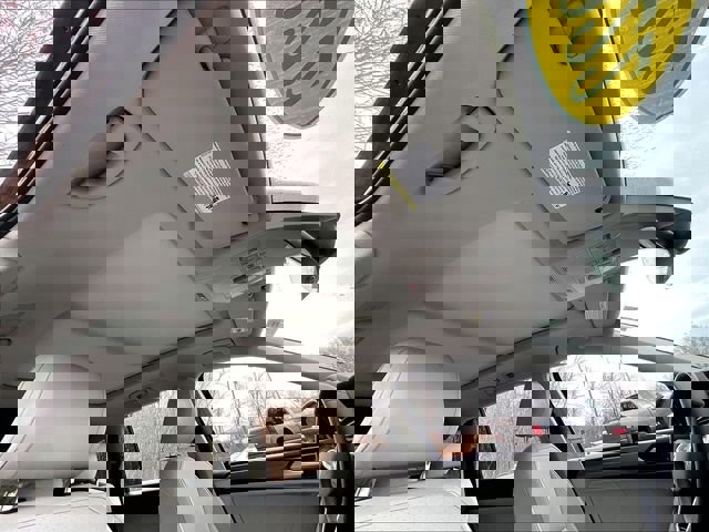 Used 2022 Volkswagen Tiguan SE AWD/4WD image 7