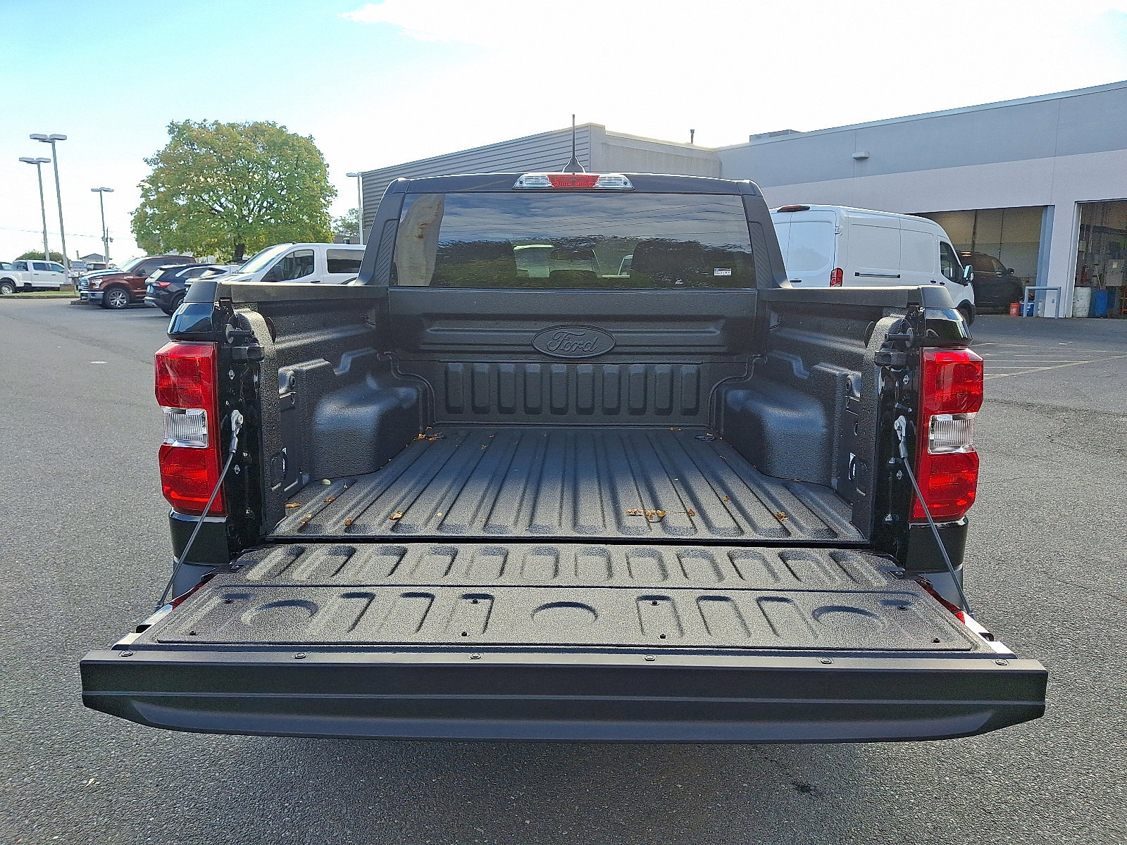 New 2025 Ford Maverick XLT image 27