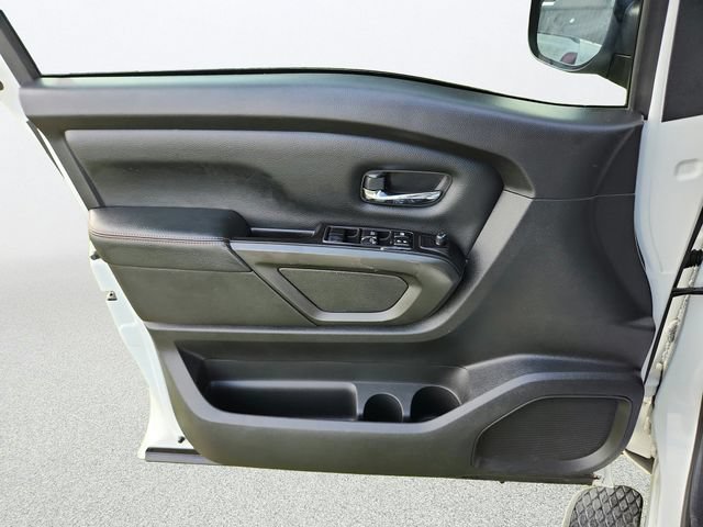Used 2020 Nissan Titan PRO-4X AWD/4WD image 22