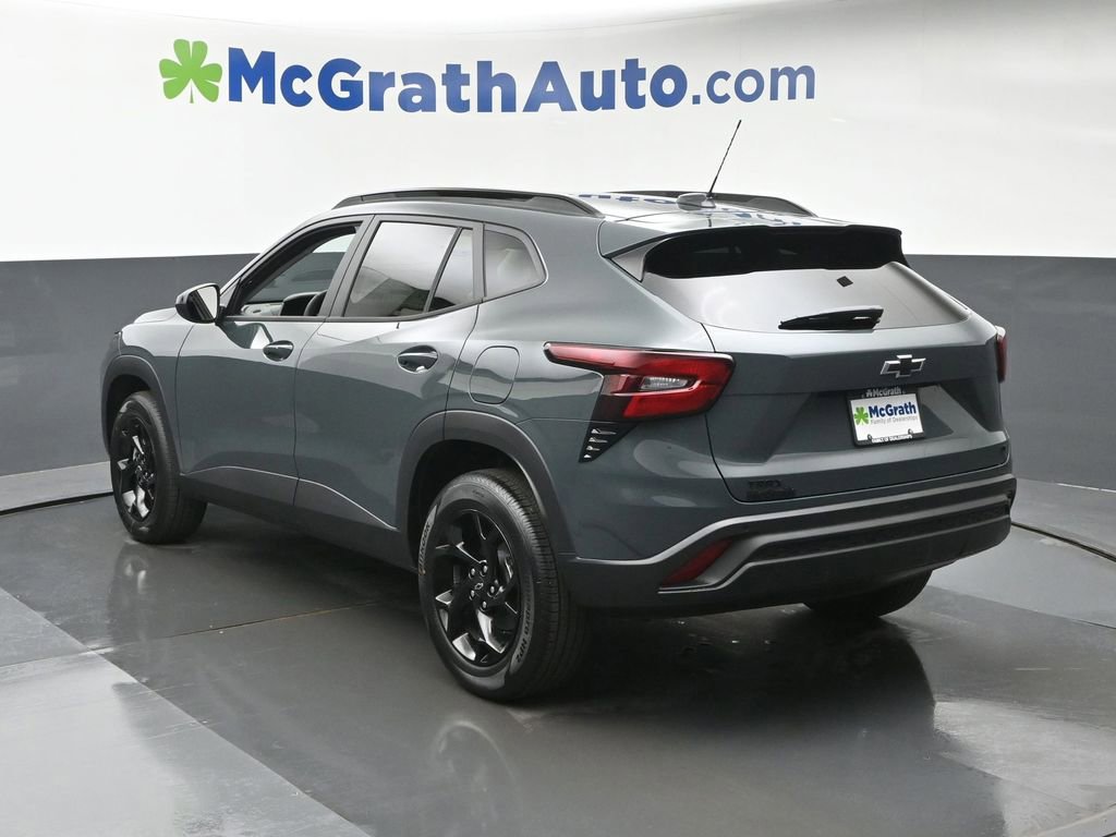 New 2026 Chevrolet Trax LT w/ Driver Confidence Package FWD image 23