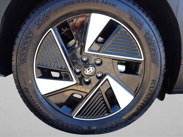 Used 2025 Hyundai Ioniq 5 SEL image 8