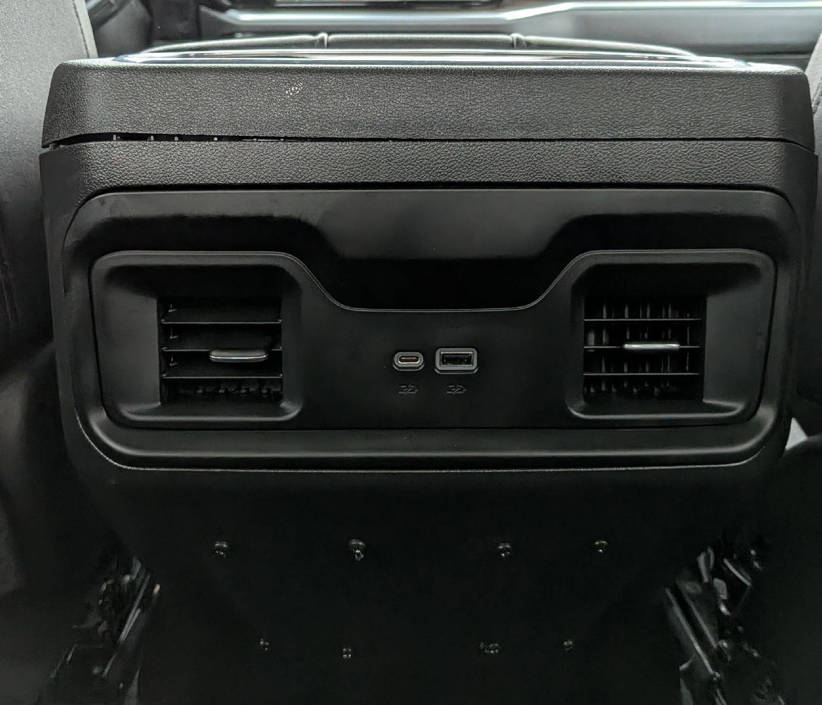 Used 2022 Chevrolet Silverado 1500 LT Trail Boss w/ Convenience Package II AWD/4WD image 23