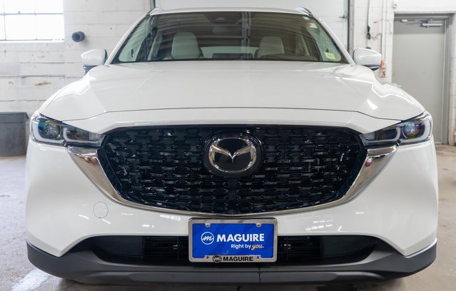 Used 2023 MAZDA CX-5 AWD 2.5 S w/ Premium Plus Pkg image 3