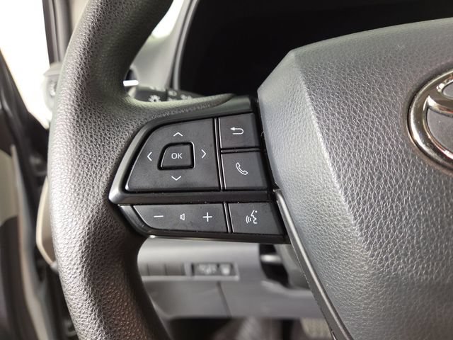 Used 2023 Toyota Sienna LE FWD image 24