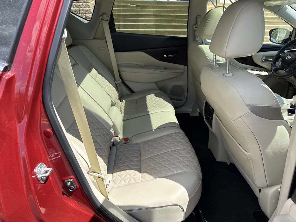 Used 2019 Nissan Murano Platinum w/ Cargo Package image 11