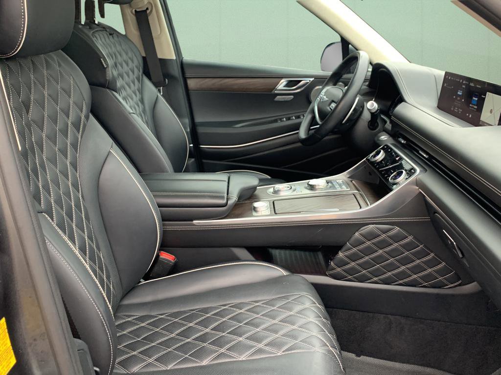 Certified 2023 Genesis GV80 3.5T w/ Winter Weather Package image 40