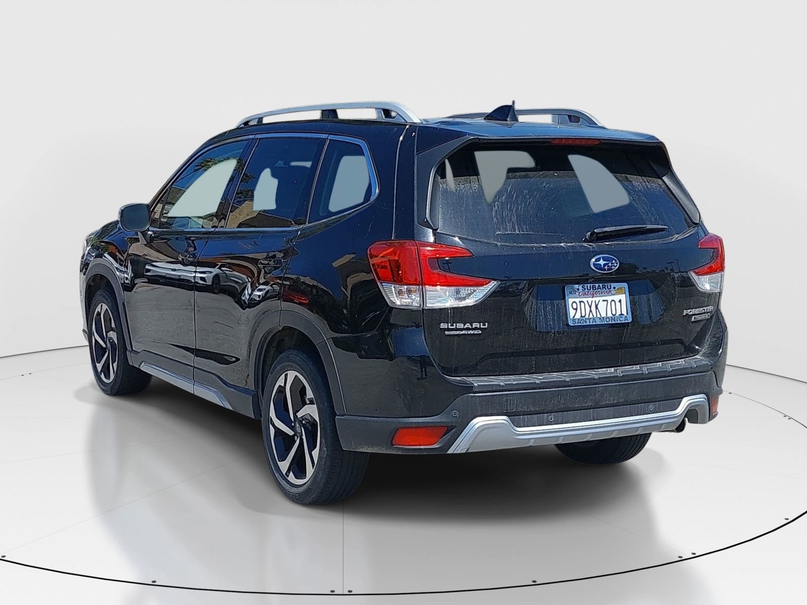 Used 2022 Subaru Forester Touring w/ Popular Package #2 image 5