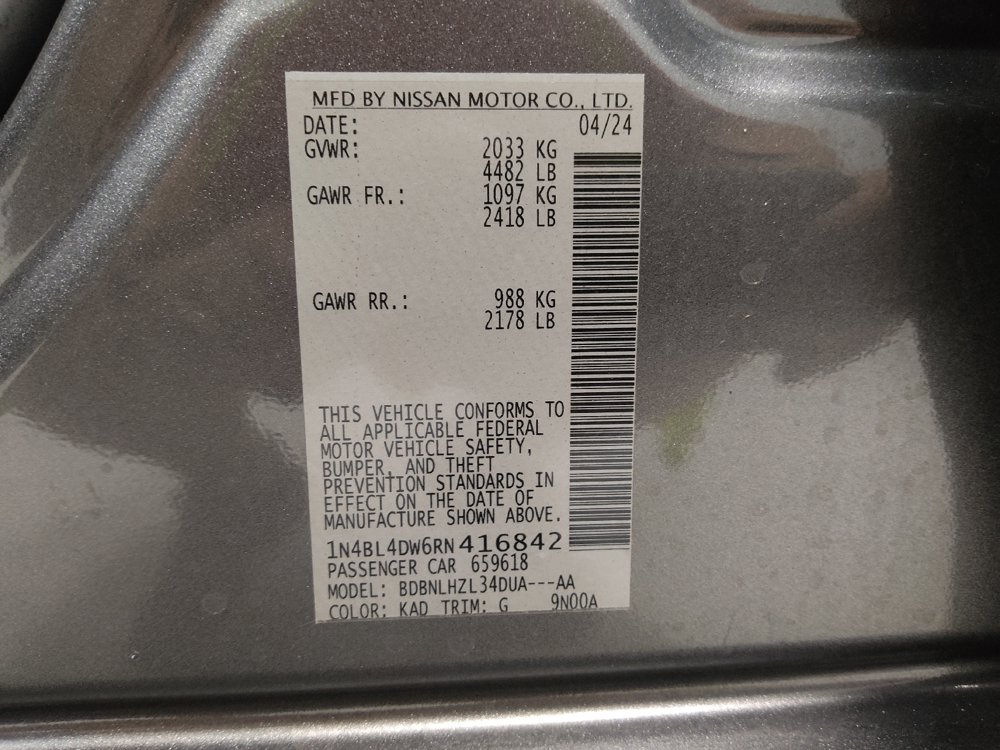 Used 2024 Nissan Altima 2.5 SV AWD/4WD image 33