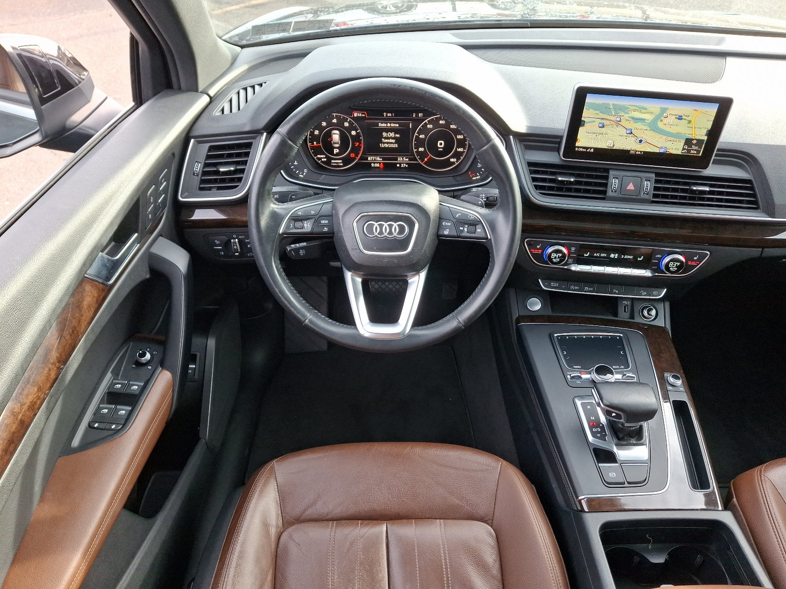 Used 2019 Audi Q5 2.0T Premium Plus w/ Premium Plus Package AWD/4WD image 11