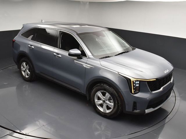 Certified 2025 Kia Sorento LX image 41