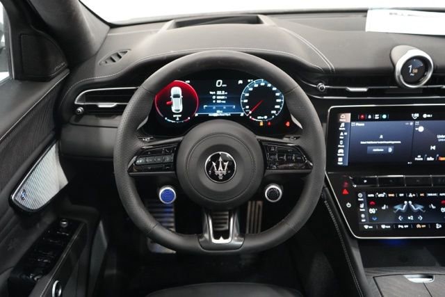 New 2025 Maserati Grecale Modena image 12