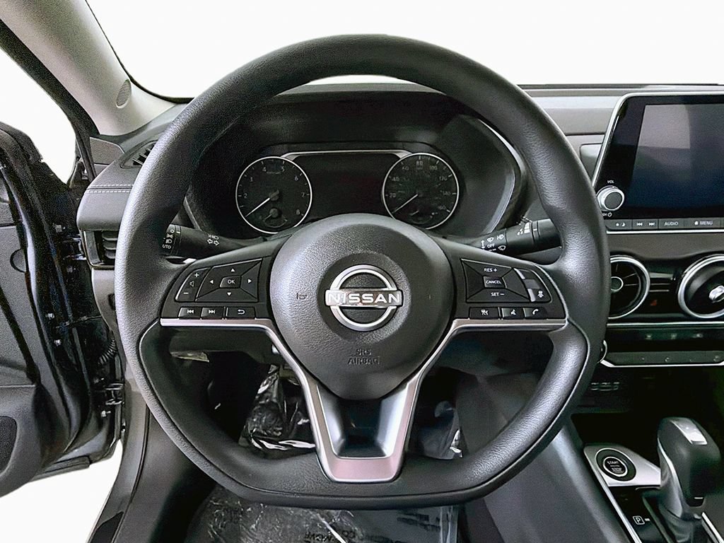 Used 2024 Nissan Sentra SV FWD image 27