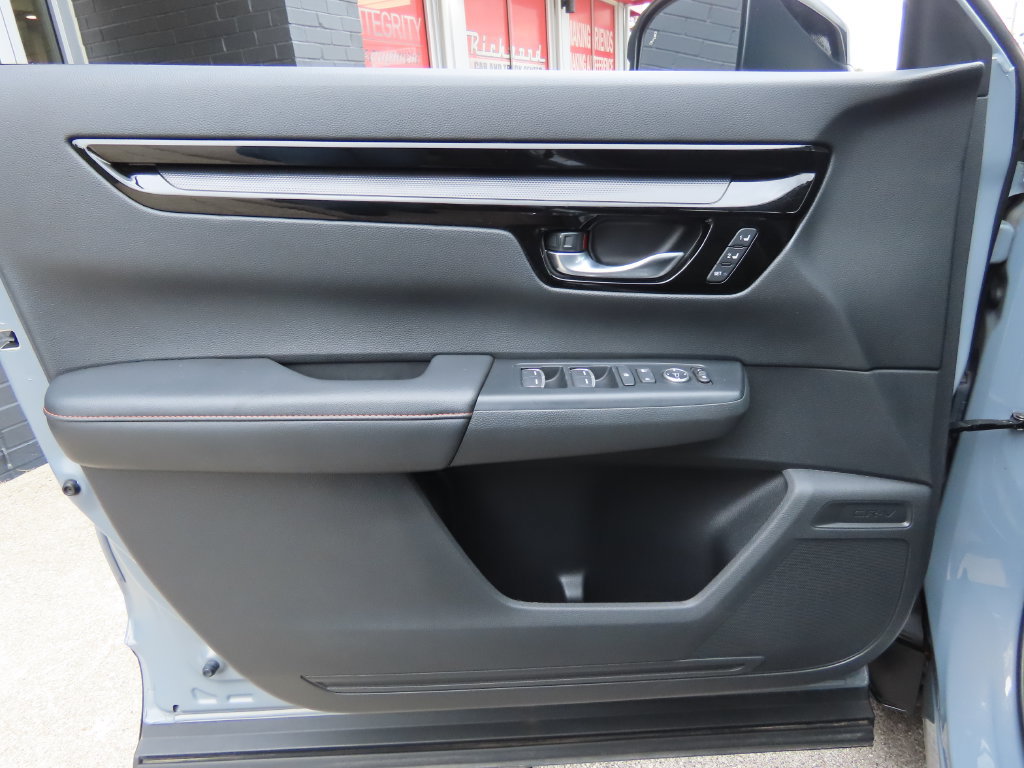 Used 2024 Honda CR-V Sport Touring image 19