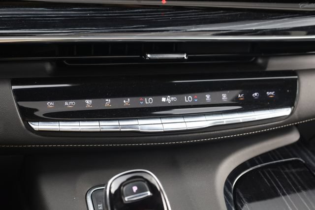 Used 2022 Cadillac Escalade Sport AWD/4WD image 18