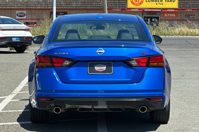 Used 2025 Nissan Altima 2.5 SR FWD image 7