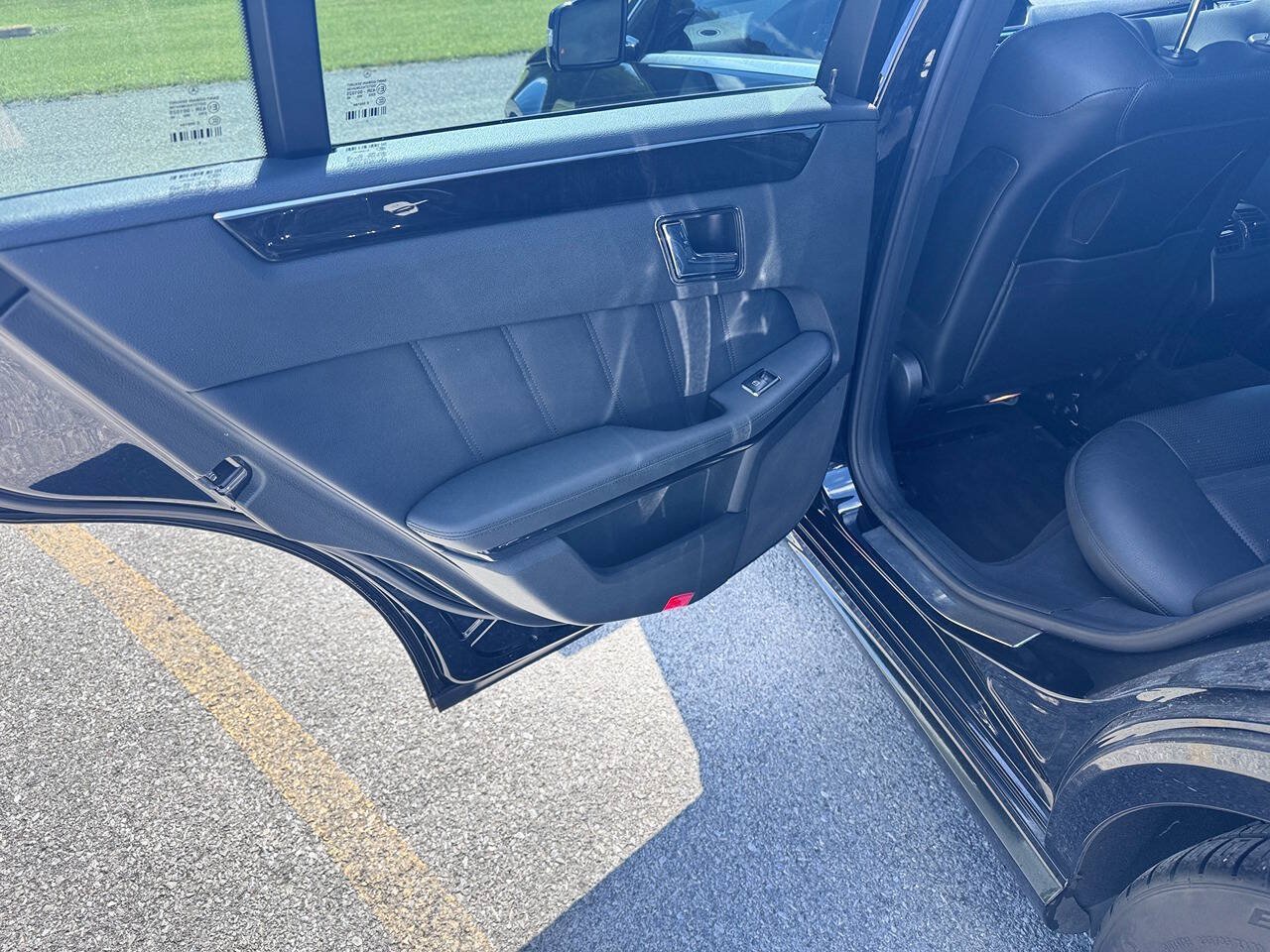 Used 2010 Mercedes-Benz E 63 AMG Sedan image 5