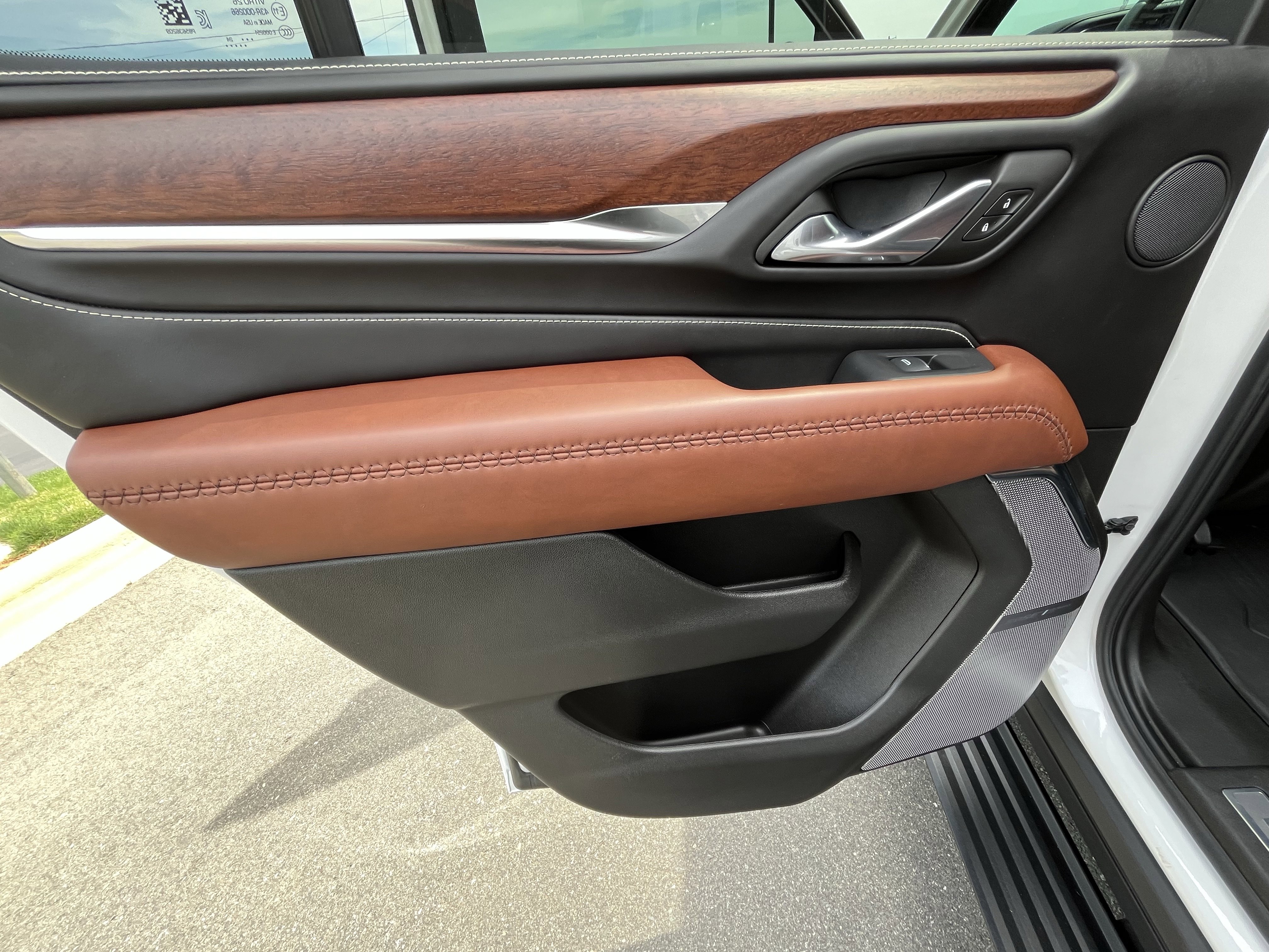 Used 2024 GMC Yukon Denali Ultimate image 27