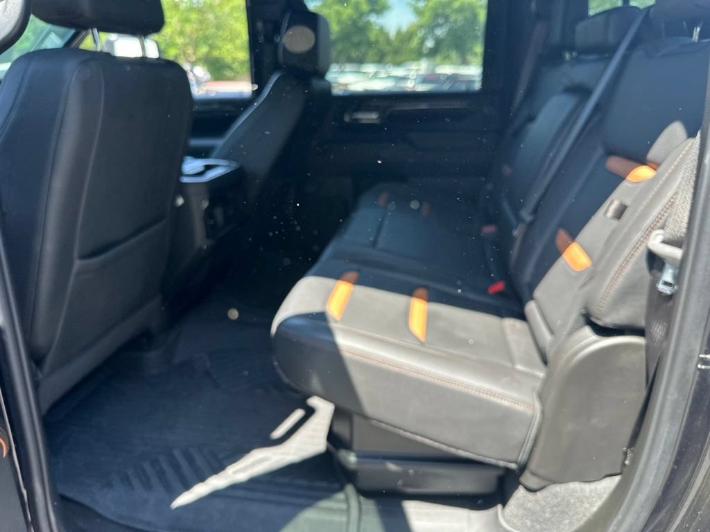 Used 2024 GMC Sierra 2500 AT4 w/ AT4 Premium Plus Package AWD/4WD image 7