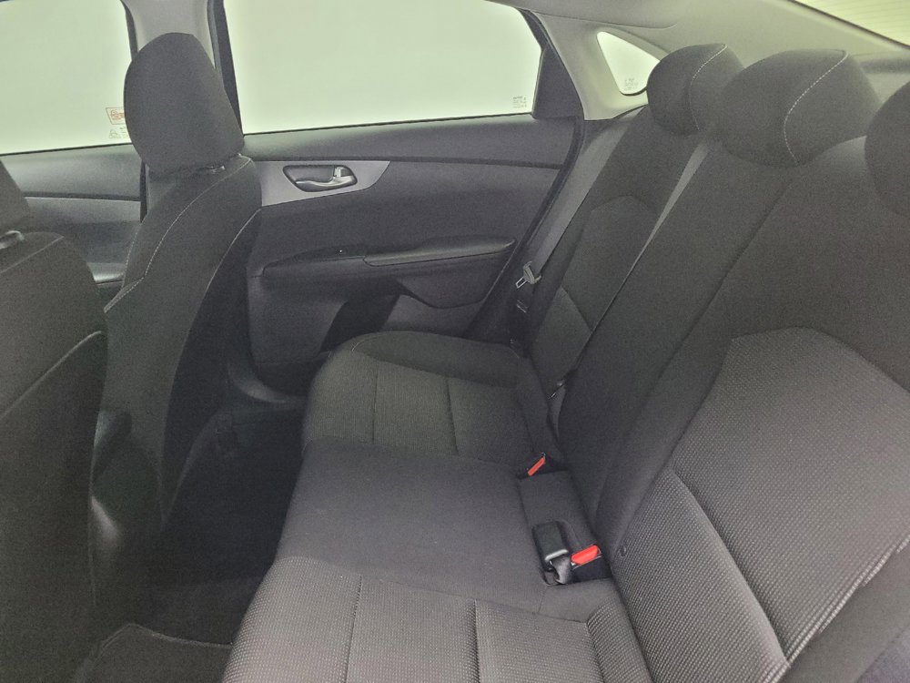 Used 2021 Kia Forte LXS FWD image 18