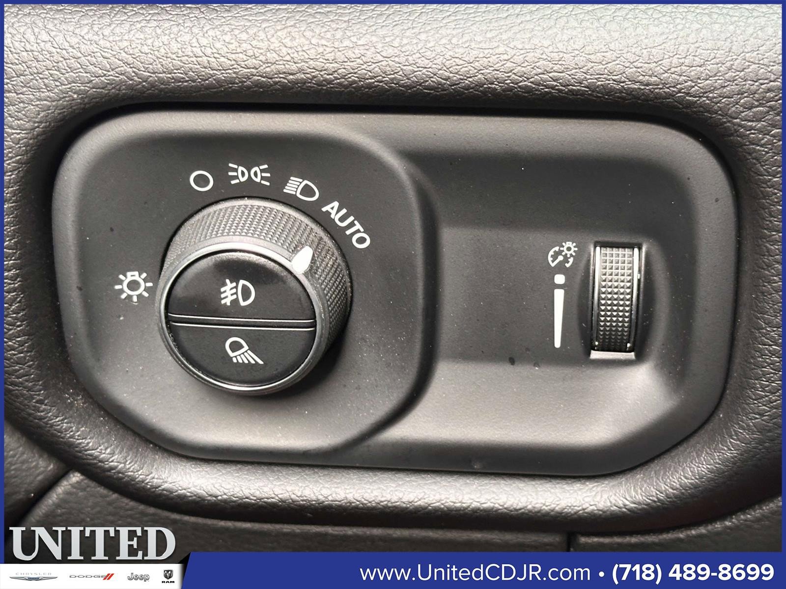 Used 2024 RAM 2500 Big Horn w/ Level 2 Equipment Group image 28